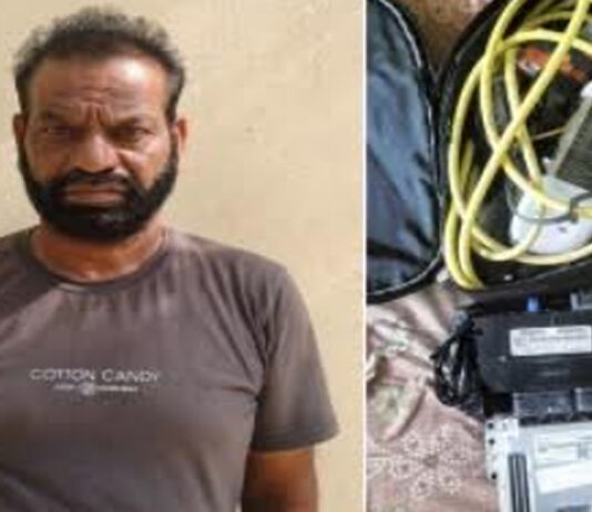 ईवी वाहन के कीमती पार्ट्स चोरी करने वाला मिस्त्री गिरफ्तार Mechanic arrested for stealing valuable parts from EV vehicles.