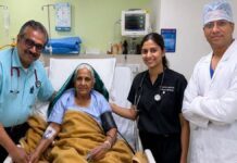 इम्पेला तकनीक से जटिल एंजियोप्लास्टी: 70 वर्षीय महिला को मिला नया जीवन Complex angioplasty using Impella technique: 70-year-old woman gets a new lease of life.
