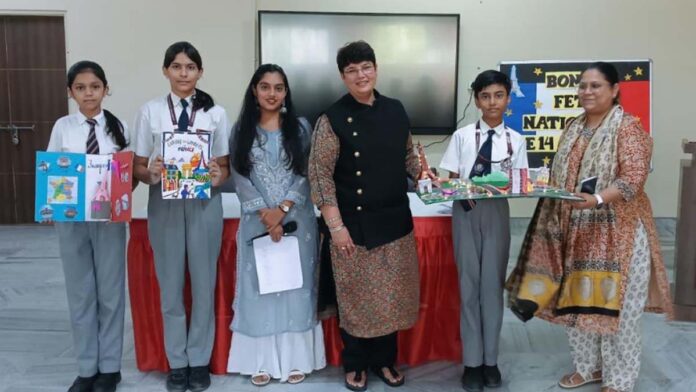 Students presented impressive projects on French Day.