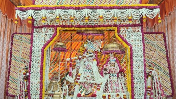 Phool Bangla decoration at Govind Devji Temple Phool Bangla decoration at Govind Devji Temple