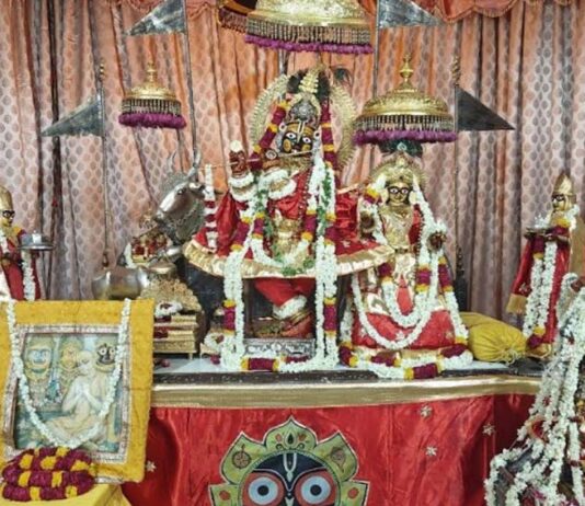 रूठे मानसून को मनाने के लिए गोविंद देवजी मंदिर में रविवार को होगा सुवृष्टि पर्जन्य गायत्री महायज्ञ 'Suvrishti Parjanya Gayatri Mahayagya' to be held at Govind Devji Temple on Sunday.