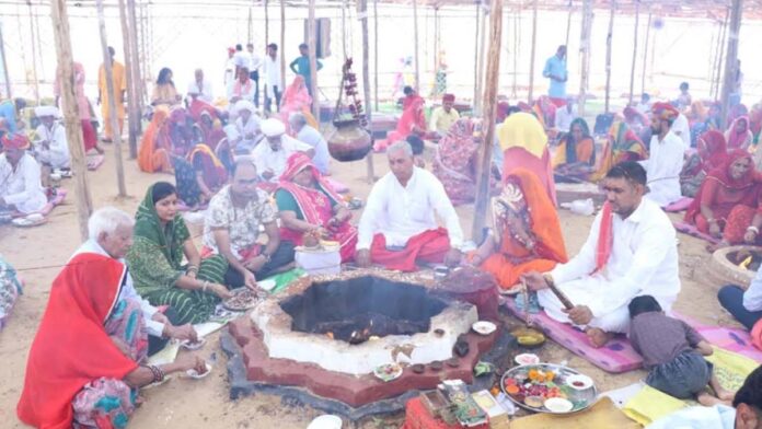 Gopushti Mahayajna and Bhaktmal Katha Gopushti Mahayajna and Bhaktmal Katha