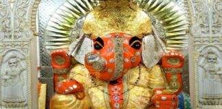 बुध-पुष्य योग पर श्री नहर के गणेशजी महाराज का होगा दूर्वा मार्जन से पंचामृत अभिषेक Shri Nahar's Ganeshji Maharaj will undergo *Panchamrit Abhisheka* accompanied by *Durva Marjan*.