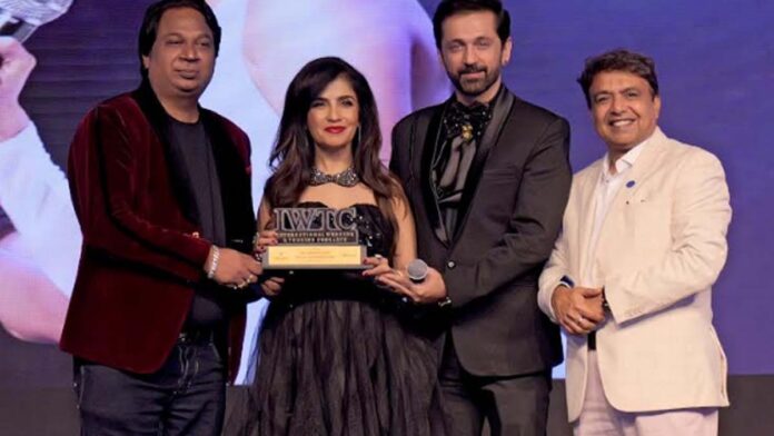 The closing ceremony of IWTC Season 3 became a memorable event, marked by music and accolades. The closing ceremony of IWTC Season 3 became a memorable event, marked by music and accolades.