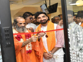 शून्य से शिखर तक: तीन भाइयों ने रचा 1000 करोड़ से ज्यादा के कारोबार का इतिहास