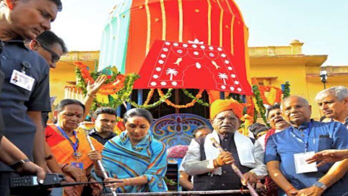Lord Jagannath's Rath Yatra taken out in Jaipur with devotion and reverence.Lord Jagannath's Rath Yatra taken out in Jaipur with devotion and reverence. Lord Jagannath's Rath Yatra taken out in Jaipur with devotion and reverence.