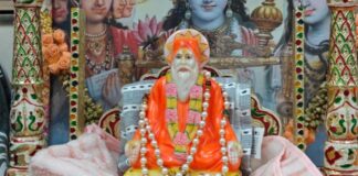 झूला-झांकी में होंगे बालस्वरूप सद्गुरु टेऊँराम महाराज के दिव्य दर्शन Devotees will have the divine darshan of Sadguru Teuram Maharaj in his child form during the Jhula-Jhanki.