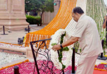 कारगिल विजय दिवस: विधानसभा में शहीदों को पुष्पांजलि