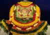 एकादशी पर फूल बंगले में विराजे लखदातार Lakhdatar is enshrined in the Phool Bangla on Ekadashi.