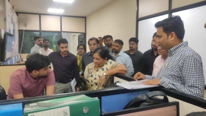 Jaipur MP Manju Sharma reviewed monsoon preparations. Jaipur MP Manju Sharma reviewed monsoon preparations.