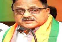 कांग्रेस देश के युवाओं को गुमराह कर सेंक रही है राजनीतिक रोटियां:डॉ राधा मोहन दास अग्रवाल Congress is misleading the country's youth to serve its own political interests: Dr. Radha Mohan Das Agrawal.