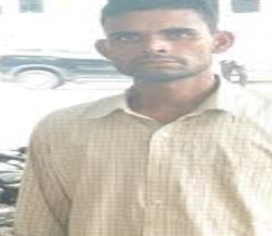 नशे की लत ने बनाया बाइक चोर: पुलिस ने शातिर आरोपी को दबोचा Drug addiction turned him into a bike thief: Police nab cunning accused.