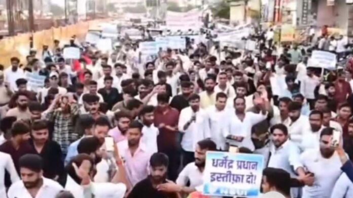 NSUI took to the streets amidst the resounding voices of students. NSUI took to the streets amidst the resounding voices of students.