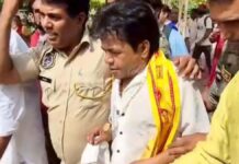गोविन्द देवजी के दरबार पहुंचे अभिनेता राजपाल यादव Actor Rajpal Yadav visited the court of Govind Devji.
