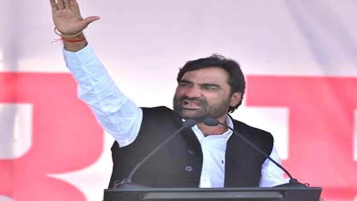 Beniwal takes a stand on security duty: Writes to Home Minister and Chief Minister. Beniwal takes a stand on security duty: Writes to Home Minister and Chief Minister.