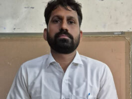 नगर निगम के पट्टा शाखा के जमादार को पचास हजार की रिश्वत लेते एसीबी ने दबोचा ACB nabbed a Jamadar from the Municipal Corporation's lease branch while accepting a bribe.