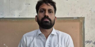 नगर निगम के पट्टा शाखा के जमादार को पचास हजार की रिश्वत लेते एसीबी ने दबोचा ACB nabbed a Jamadar from the Municipal Corporation's lease branch while accepting a bribe.