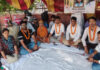 संविदा नर्सेज ने शुरू किया क्रमिक अनशन: मांगों के समाधान तक आंदोलन जारी रखने की चेतावनी Contract nurses have started a relay hunger strike.