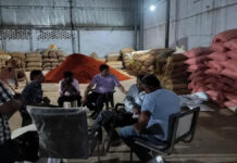 वीकेआई में मिलावटी मसालों की फैक्ट्री सीज: 6 हजार 273 किलो स्टॉक जब्त Adulterated spices factory seized in VKI