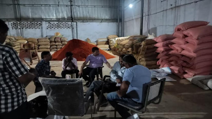 Adulterated spices factory seized in VKI Adulterated spices factory seized in VKI