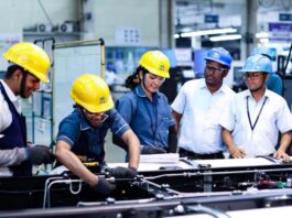 टाटा मोटर्स का ‘कौशल्य’ प्रोग्राम: 23,000 से अधिक युवाओं को स्किल Tata Motors’ ‘Kaushalya’ Program: Skilling over 23,000 youths