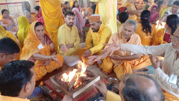 Guru Purnima festival celebrated with reverence and spiritual practice at Gayatri Shaktipeeths.