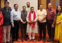 हर घर तिरंगा-हर दुकान तिरंगा’ अभियान चलाएगा कैट CAIT to launch 'Har Ghar Tiranga - Har Dukaan Tiranga' campaign.