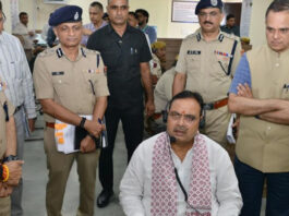 मुख्यमंत्री ने पुलिस मुख्यालय में साइबर सुरक्षा व्यवस्थाओं का लिया जायजा The Chief Minister reviewed the cybersecurity arrangements at the Police Headquarters.