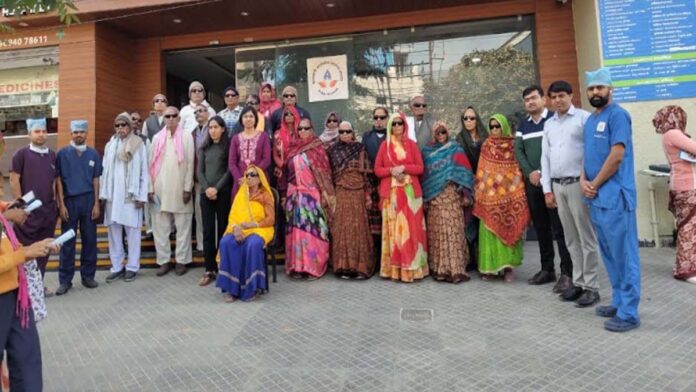 Vision restored for 40 patients through free cataract surgeries involving lens implantation.