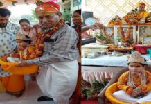 श्री राम जन्मोत्सव पर गूंजे जयघोष: बधाई गीतों से भक्तिमय हुआ कथा पंडाल