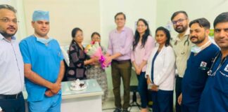 बच्चों की बेहतर चिकित्सा सेवाओं के लिए डॉ. पिंकी गुप्ता का सम्मान Dr. Pinky Gupta honored for providing better medical services for children.