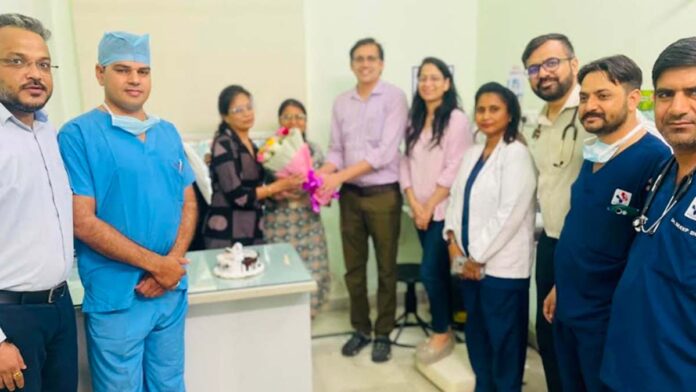 Dr. Pinky Gupta honored for providing better medical services for children.