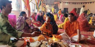 भव्य सामूहिक यज्ञोपवीत संस्कार महोत्सव में राजस्थान के अलग-अलग जिलों से आए बटुक Grand Mass Upanayana Ceremony Festival