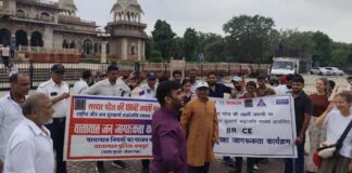 अल्बर्ट हॉल पर नुक्कड़ नाटक से दिया यातायात नियमों की पालना का संदेश