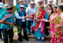 जयपुर में वॉटर लेडी ऑफ इंडिया अमला रुइया का भव्य हुआ अभिनंदन 'Water Lady of India' Amla Ruia accorded a grand reception in Jaipur.