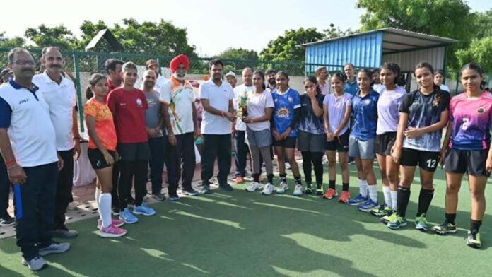 Athletes displayed their prowess on National Sports Day. Athletes displayed their prowess on National Sports Day.