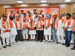भारतीय किसान यूनियन के जिलाध्यक्ष संदीप सिंह केरा सहित 31 कार्यकर्ता भाजपा में शामिल