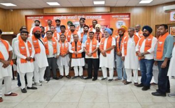 भारतीय किसान यूनियन के जिलाध्यक्ष संदीप सिंह केरा सहित 31 कार्यकर्ता भाजपा में शामिल