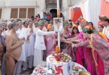 शुरू हुआ चातुर्मास महापर्व: 10 चातुर्मास स्थलों पर वर्षायोग मंगल कलश स्थापना