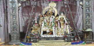 गोविंददेवजी मंदिर में रक्षाबंधन की धूम: सुनहरी लप्पा पोशाक में सजे ठाकुरजी