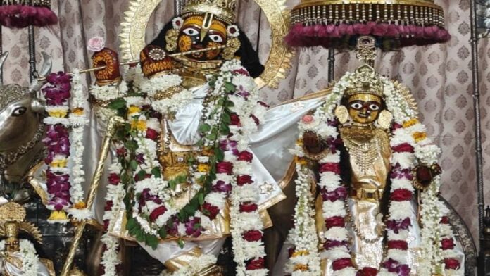 Free Punsavan Sanskar to be held at Govind Devji Temple. Free Punsavan Sanskar to be held at Govind Devji Temple.
