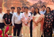 कोफू मेयर युइची हिगुची से पूर्व महापौर डॉ. सौम्या गुर्जर की आत्मीय मुलाकात A cordial meeting between former Mayor Dr. Soumya Gurjar and Kofu Mayor Yuichi Higuchi.
