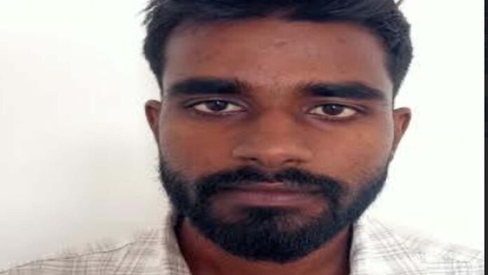 Accused with a bounty on his head, who fielded a dummy candidate in the JET-2021 exam, arrested. Accused with a bounty on his head, who fielded a dummy candidate in the JET-2021 exam, arrested.