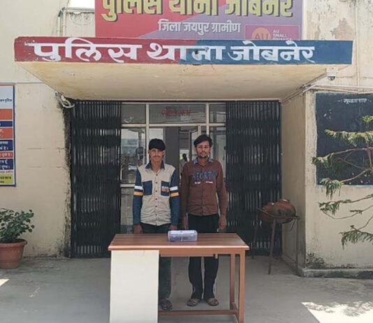 देशी पिस्टल के साथ युवक गिरफ्तार: हथियार सप्लायर भी पकड़ा