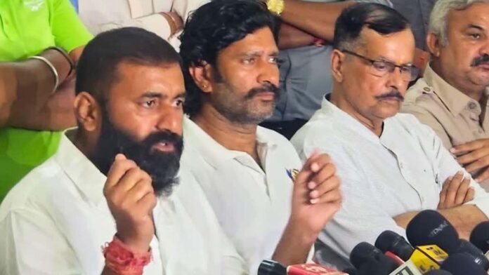 Karni Sena gives government seven-day ultimatum over UGC rules. Karni Sena gives government seven-day ultimatum over UGC rules.