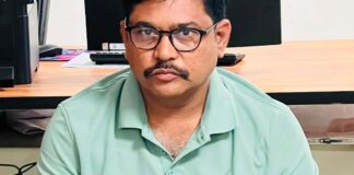 खाद्य सुरक्षा अधिकारी 10 हजार की रिश्वत लेते गिरफ्तार Food Safety Officer arrested while accepting a bribe of ₹10,000.