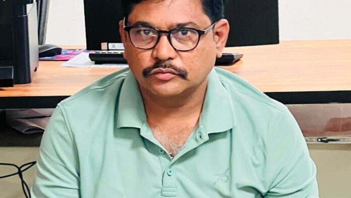 khad Food Safety Officer arrested while accepting a bribe of ₹10,000.