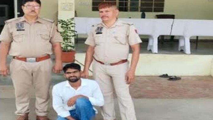 Cunning burglar who committed theft at a temple arrested. Cunning burglar who committed theft at a temple arrested.