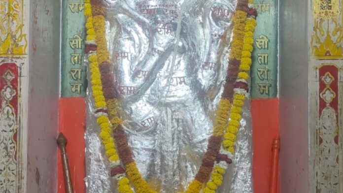 A gathering of devotion unfolds at Mohanpura Balaji Temple. A gathering of devotion unfolds at Mohanpura Balaji Temple.