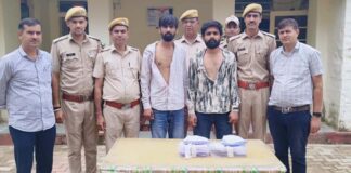 पुलिस ने नाकाबंदी अवैध हथियार के साथ दो बदमाशों को धर-दबोचा